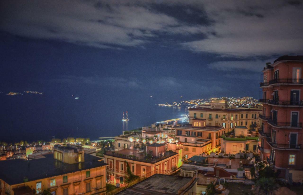 Appartamento Panoramico "Il Glicine" Napoli Dış mekan fotoğraf