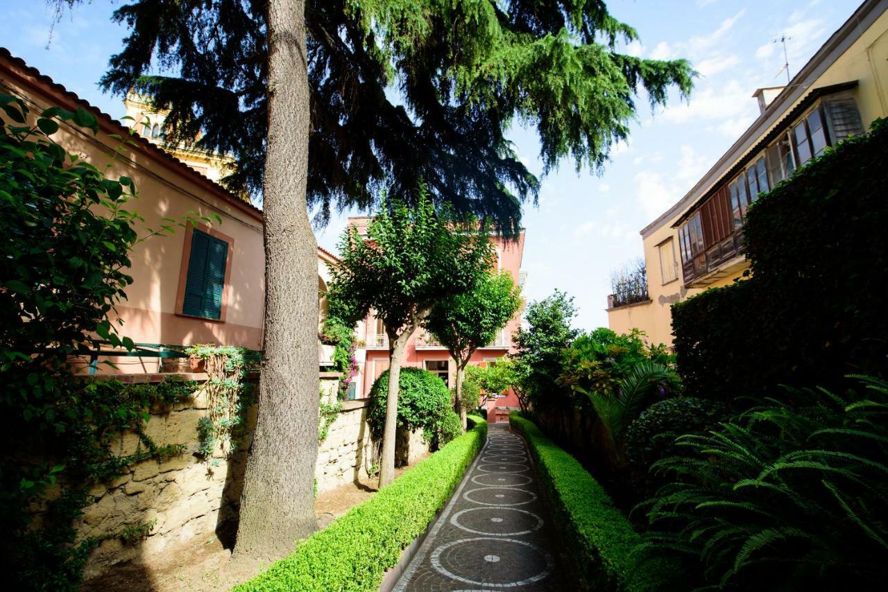 Appartamento Panoramico "Il Glicine" Napoli Dış mekan fotoğraf