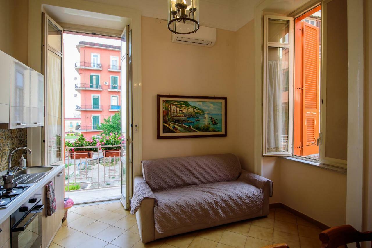 Appartamento Panoramico "Il Glicine" Napoli Dış mekan fotoğraf